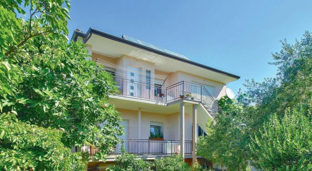 Awesome Home in Umag With Wifi and 2 Bedrooms