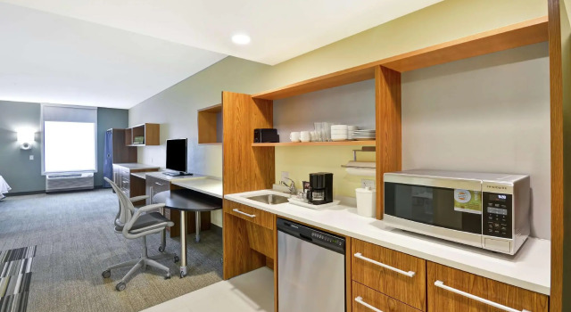 Четырёхместная студия Home2 Suites By Hilton Minneapolis-Eden Prairie