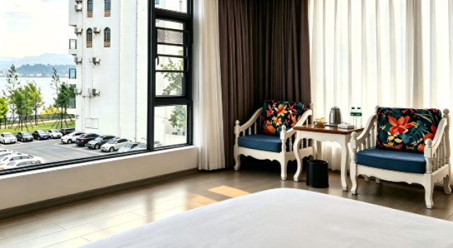 Люкс Hersy Vista · Hesi | 270° Panoramic Erhai-Cangshan View Boutique Stay