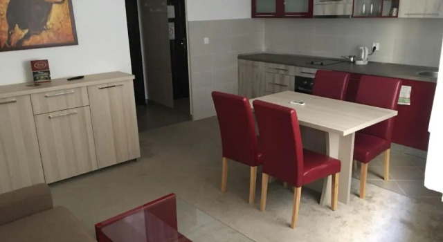 Апартаменты Holiday Wing Apartments