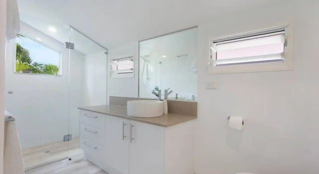 Вилла Superior Noosa Boutique Apartments & Elkhorn Villas