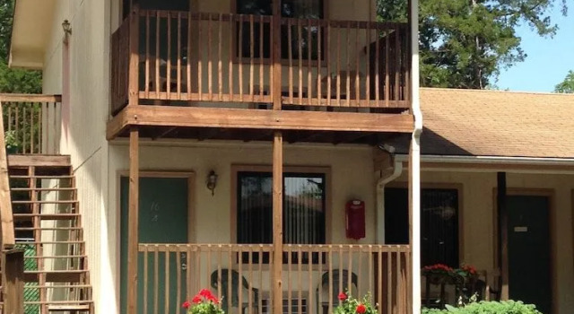 Shady Acre Inn and Suites, Забронировать Мотель Брансон-Уэст Table Rock Lake