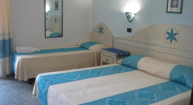 Трёхместный номер Standard с балконом Hotel Moderno