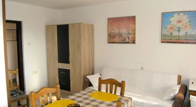 Apartment Krajacic, Забронировать Апартаменты/квартира Отели Крка с парковкой, рядом с Krk Harbour, Парковка
