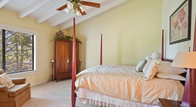 Tahoe Highlands Hideaway, Забронировать Дом для отпуска Карнелиан-Бэй Норт-Лейк-Тахо, рядом с Skylandia Park