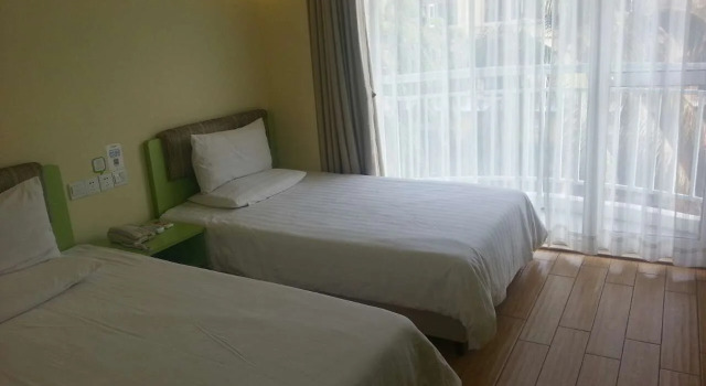 Hi Inn Sanya Bay Branch, Rezervovat Hotel San-ja Hainan