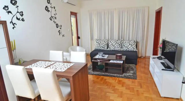 Apartments Biser, Buchen Sie Ferienwohnung Günstige Hotels in Zentralserbien