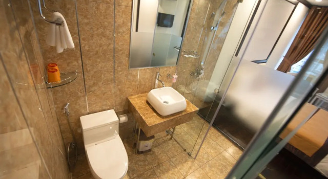 Номер Premier DHP Luxury Hotel