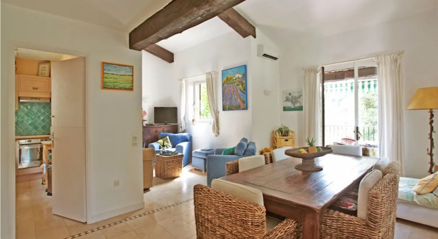 Lovely Holiday Home in Theoule-sur-Mer with Pool