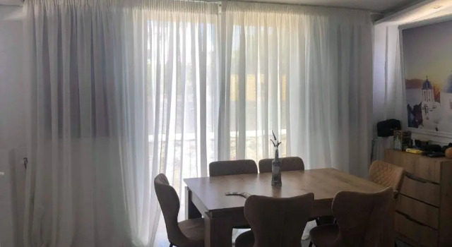 Четырёхместный номер Deluxe Room 11