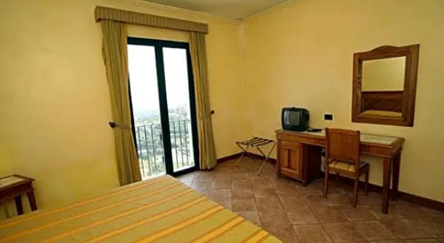 Hotel Belvedere, Забронировать Отель Отели Ольястра с завтраком, Завтраки