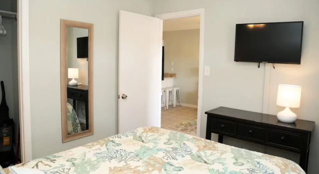 Sunrise Ge 212 2 Bedroom Condo by RedAwning