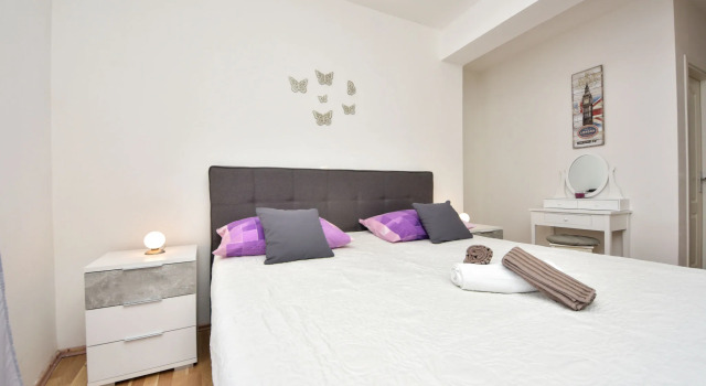 Guest House Ana, Забронировать Гостевой дом Отели в центре Привлака, в центре