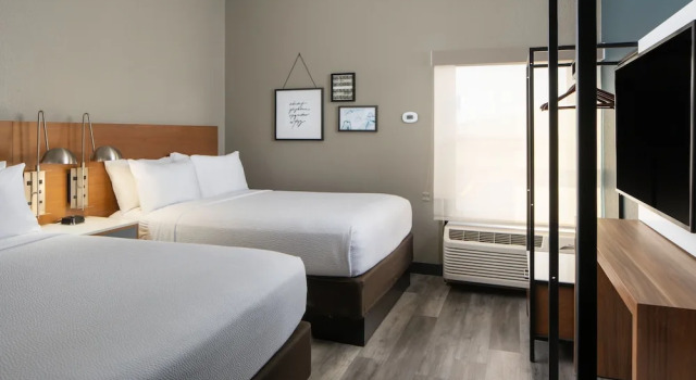 Четырёхместный люкс Four Points by Sheraton Alexandria