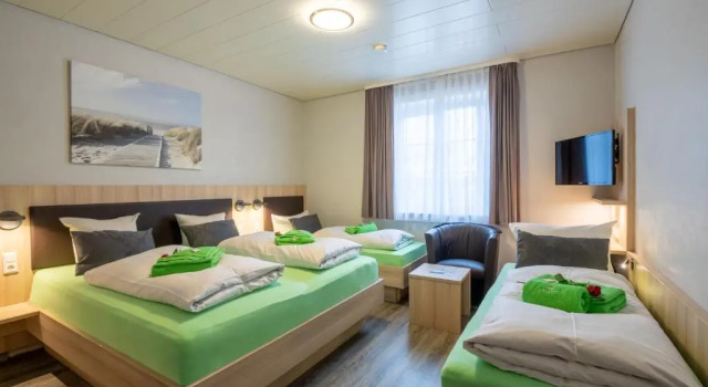 Standard Quadruple room Hotel Mäuerle
