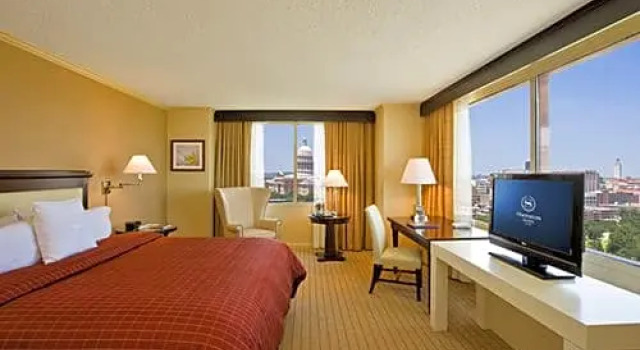 Номер Superior Renaissance Austin Downtown Hotel