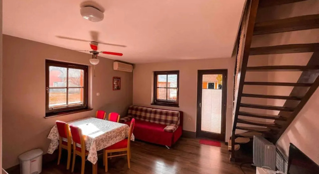 Lovely 2-bedroom House in Terme Catez, Book Hotel 3-stjernede hoteller i Posavje, 3*