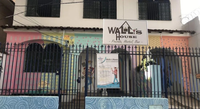 Wallys House Hostel, Забронировать Хостел Отели Бело Хоризонт с парковкой, рядом с Minas Gerais Treasure Department, Парковка