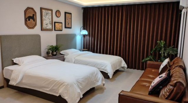 Люкс Business Kaifeng Tiandou Homestay (Jinming Square)