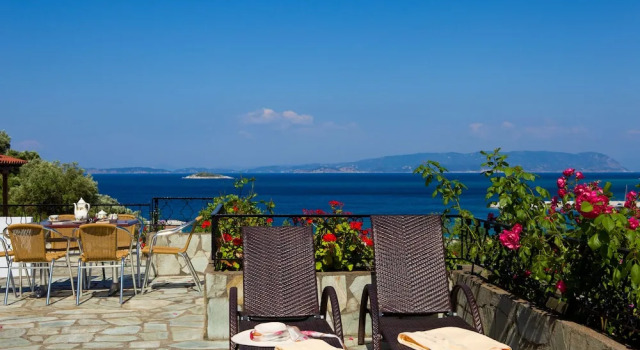 Номер Superior Дуплекс с балконом и с видом на море Hovolo Hotel Apartments