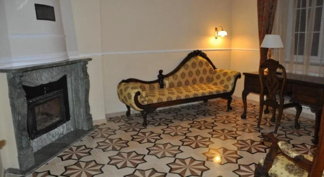 Hotel Palac, Rezerwuj Hotel Hotele w Jasionka z parkingiem, Parking