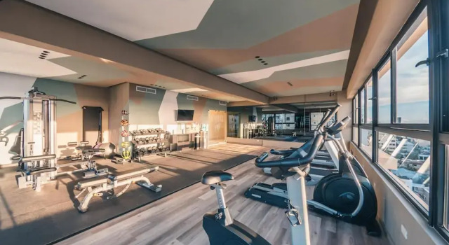 Апартаменты Breakfast Included at Regatta Living 605