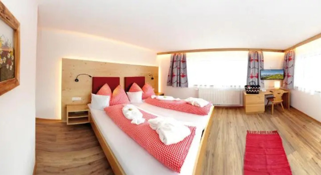Eggerhof mit Panorama Aussicht, inklusive Verwöhnpension und Joker Card, Забронировать Отель Глемм Зальбах-Хинтерглемм, рядом с Шонляйтен Гипфельбан