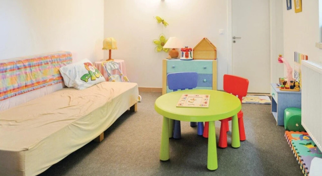 Nice Home in Somme-leuze With 5 Bedrooms and Wifi, Забронировать Отель Сом-Лёз провинция Намюр