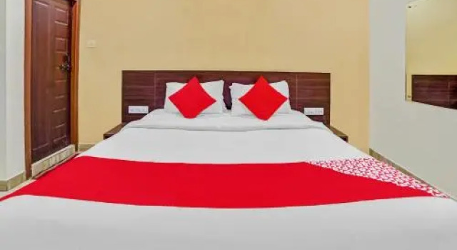 Hotel Suvidha by OYO Rooms