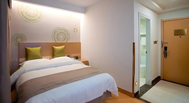 GreenTree Inn Suzhou Zhangjiagang Tangshi Town Yangzi Road Express Hotel, Varaa Hotelli Hotellit Suzhou aamiaisella, Aamiainen