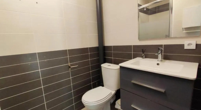 Апартаменты Appartement calme avec jardin privatif - 3 -