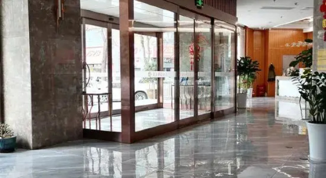 Fengqiu Shangshan Hotel, Rezervovat Hotel Xinxiang Henan