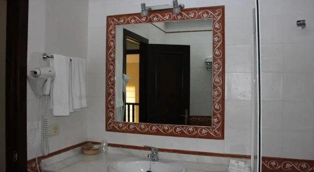 Двухместный номер Standard с балконом Hotel  Doña Aldonza