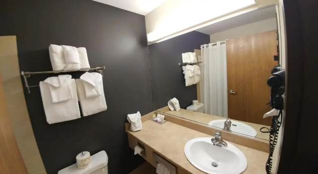 Номер Standard Super 8 by Wyndham Quebec City