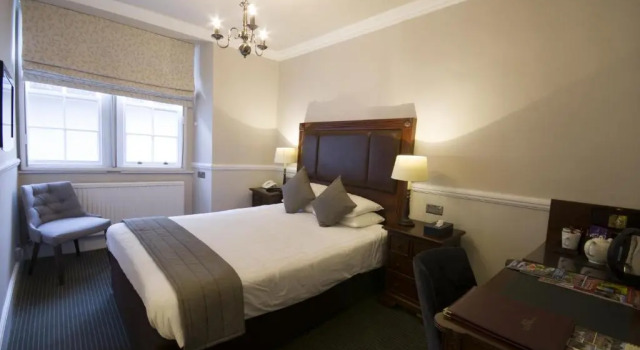 The Snooty Fox, Varaa Hotelli Hotellit Merseyside aamiaisella, Aamiainen