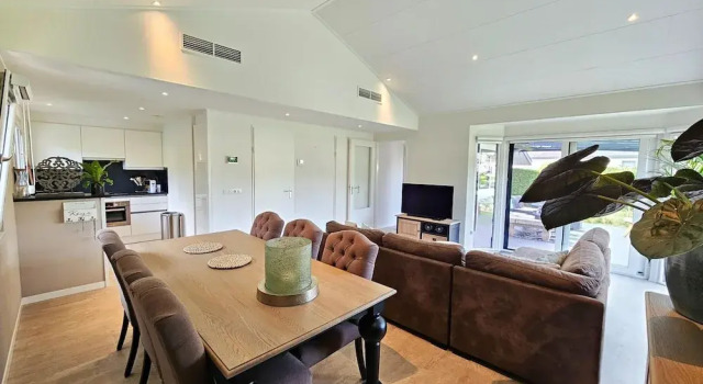 Коттедж Beautiful Holiday Home With Spacious Garden