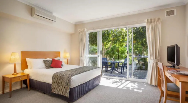 Студия C Mandurah Apartment Resort