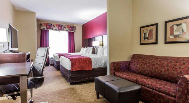 Четырёхместный люкс Comfort Suites Stockbridge Atlanta South