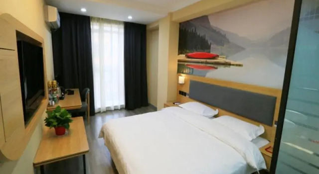 Thank Inn Chain Hotel gansu jiuquan suzhou district bell and drum tower, Book Hotel Jiuquan Gansu