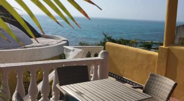 Полулюкс c 1 комнатой с балконом Hotel La Joya Isla Mujeres