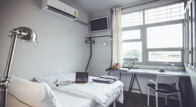 Кровать в общем номере (женский номер) 2W Bed & Breakfast Bangkok