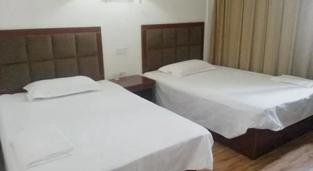 Wuhan Tianlun Holiday Hotel (Panlongcheng Jiahai Industrial Park)(武汉天伦假日宾馆（盘龙城佳海工业园店）), Prenota Hotel Shekou Hubei