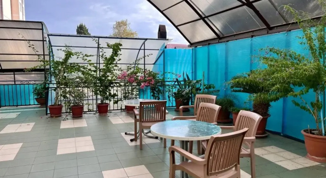 Gostevoy Dom Elanzhi Guest House