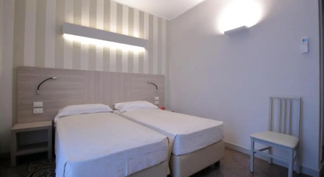 Двухместный номер Standard с балконом Hotel Vittoria
