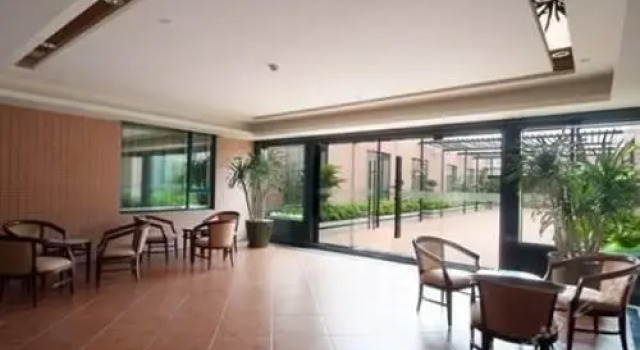Dongcheng Hotel, Забронировать Отель Отели Гуандун 4 звезды, 4*