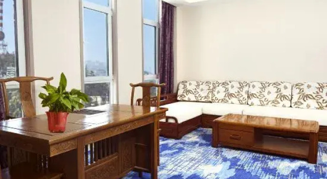 Home Inn-Ruibai Cloud Hotel, Paifang Road, Sunshine Coast Trade Street, Shexian County, Handan, Book Hotel She Hebei