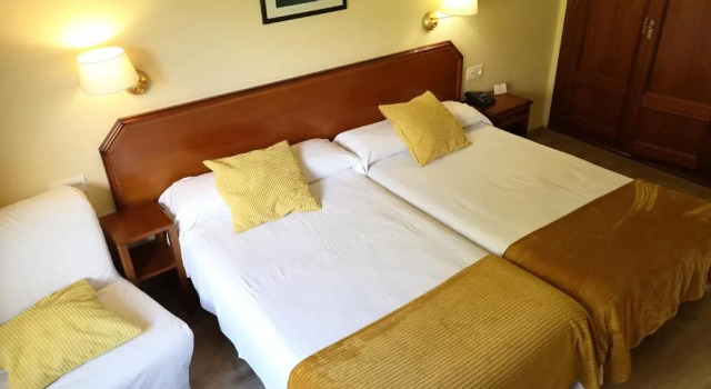 La Casona de Tazones, Prenota Hotel Tazones 
