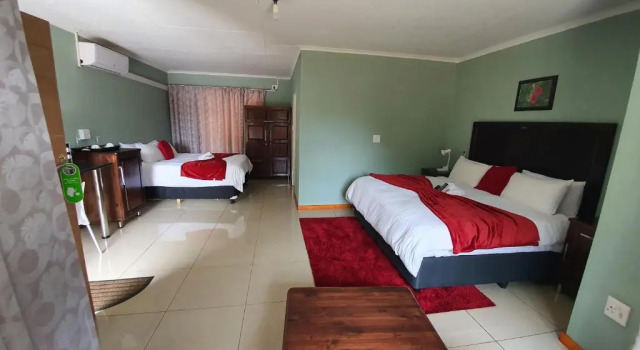 Номер Deluxe RS GARDEN GUESTHOUSE