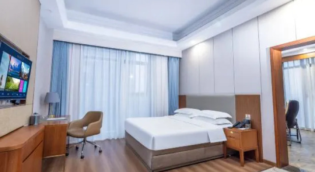 Двухместный люкс c 1 комнатой Ramada By Wyndham Changsha North