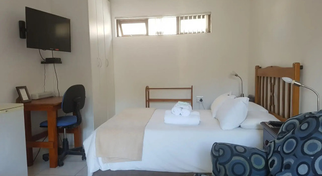 Melkbosch Guesthouse